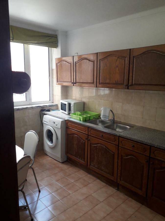 Apartamento 300 Metros Do Santuario De Fatima T4 Extérieur photo