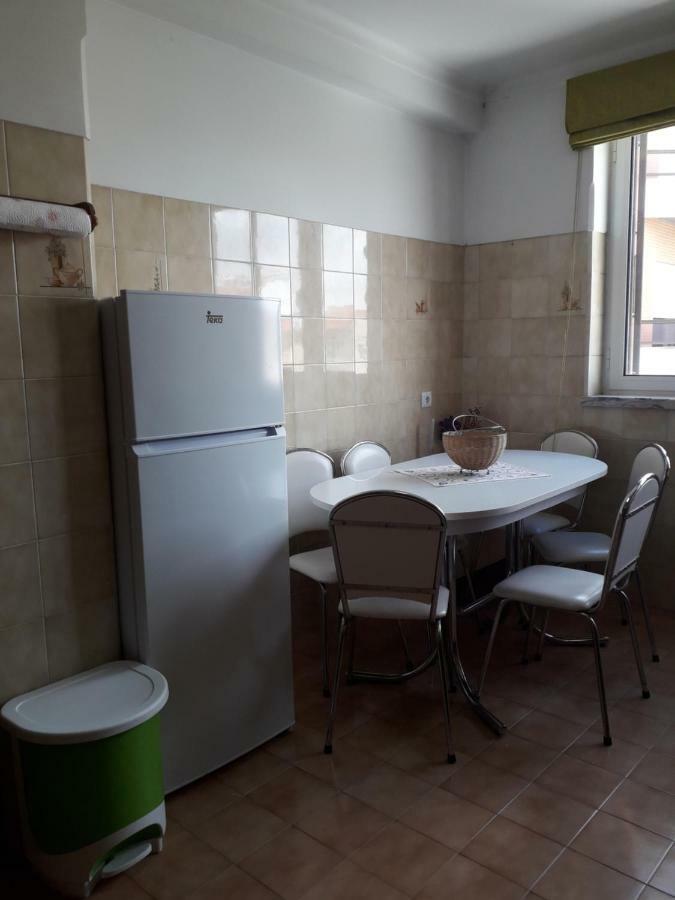 Apartamento 300 Metros Do Santuario De Fatima T4 Extérieur photo